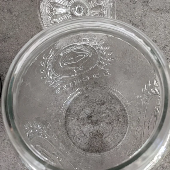 Vintage glass Mother's Cookie Jar - Picture 6 of 9